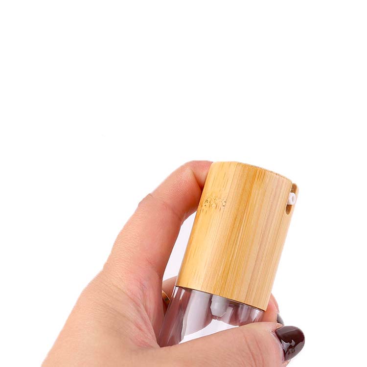 15ml Cosmetic Plastic Airless Bottle with Bamboo Cover for Wholesale