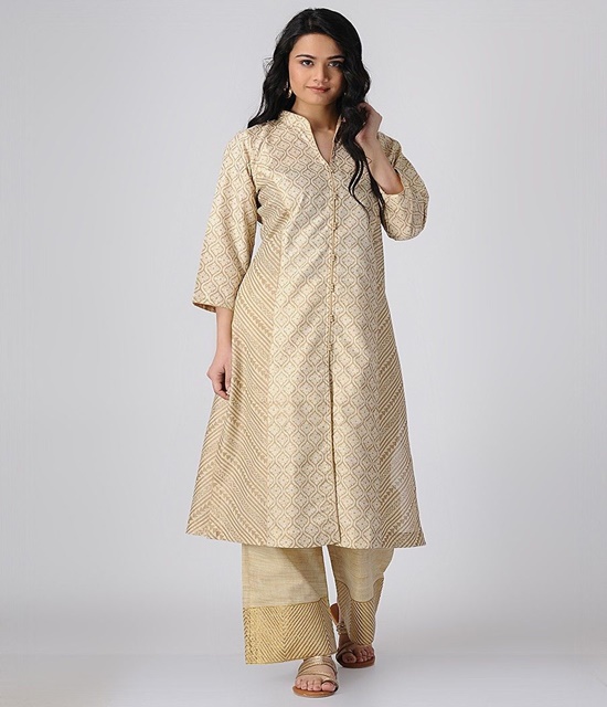 Women Salwar Kameez Pakistani Design Available for Online shopping.jpg