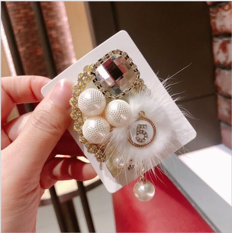 Trend accessories new design alloy fashion high quality jewelry diamond 5 woman brooch