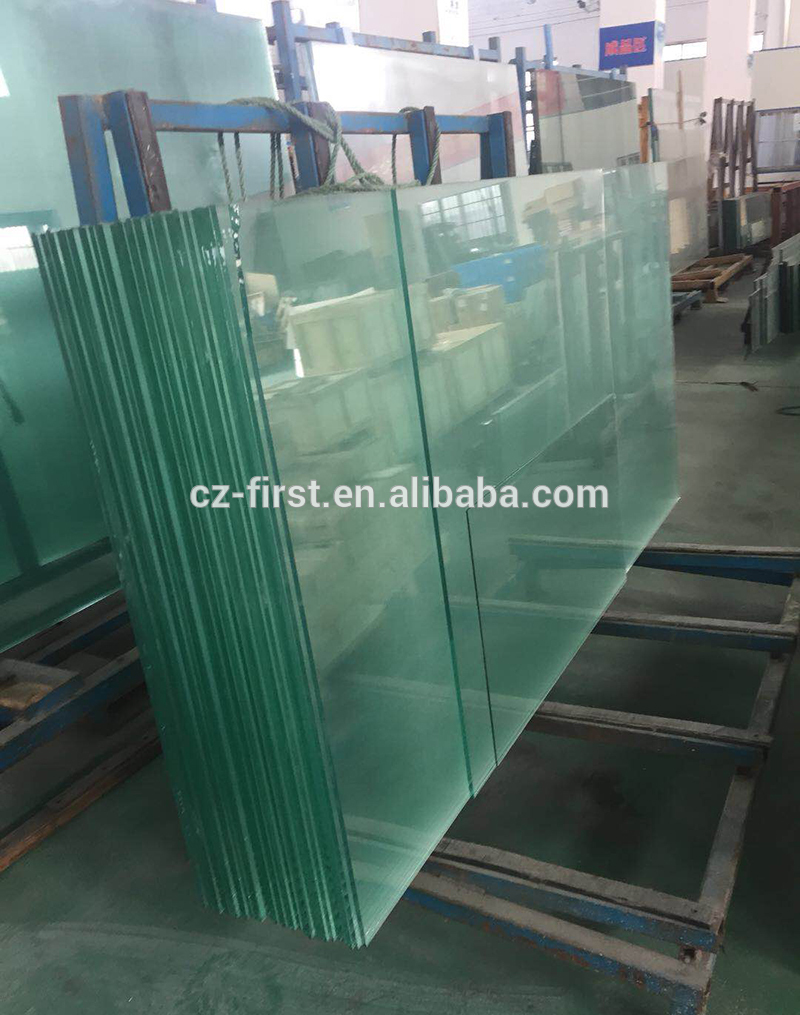 High Quality Tempered Ultra Clear Glass In Building