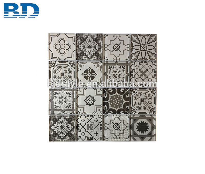 Wall Decorative Border Glass Mosaic Tiles for Kitchen