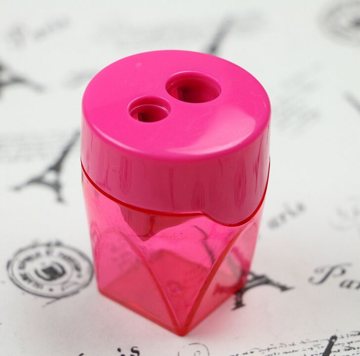 wholesale cheap transparent plastic small size funny pencil sharpener