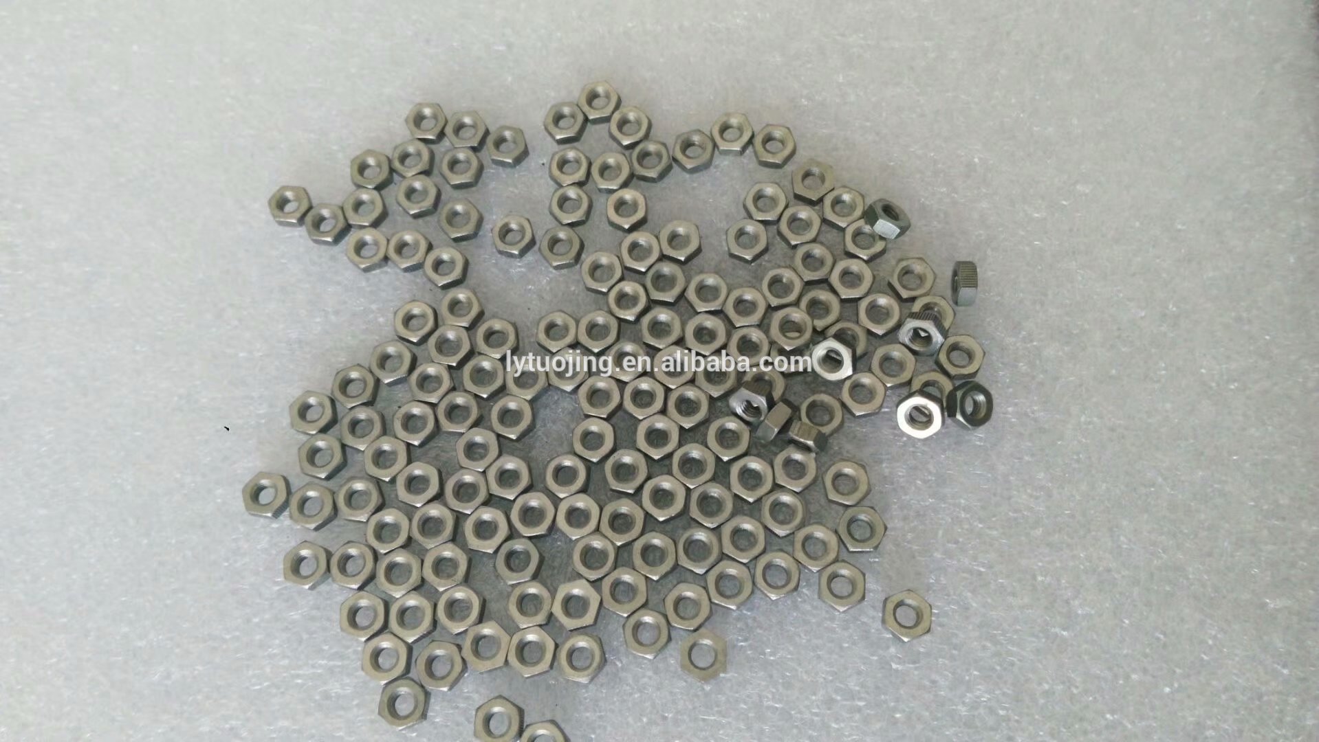 pure molybdenum Mo screw/fastener