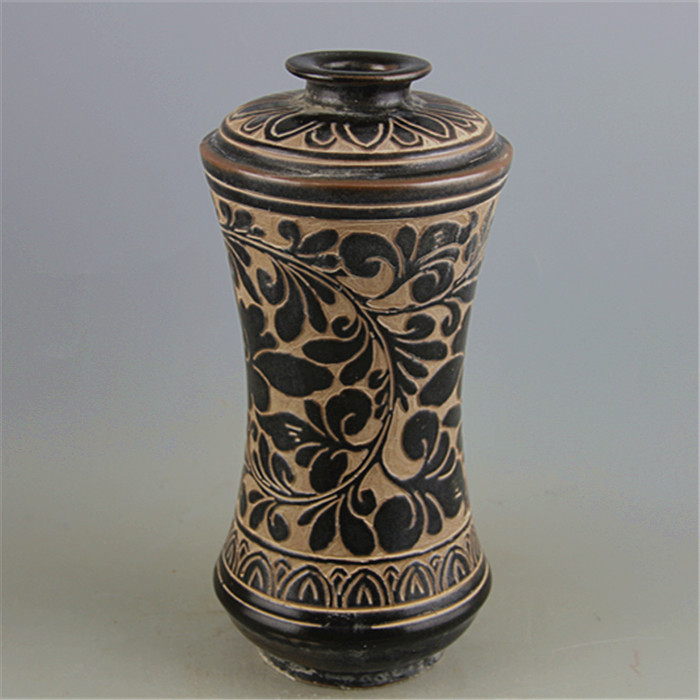 Chinese creative hand carved black glazed porcelain ceramic antique vase for collection