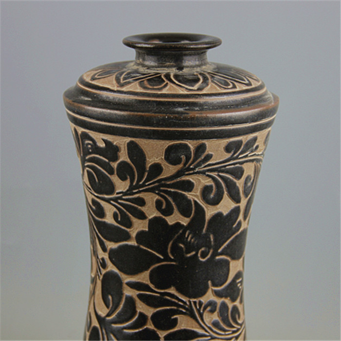 Chinese creative hand carved black glazed porcelain ceramic antique vase for collection