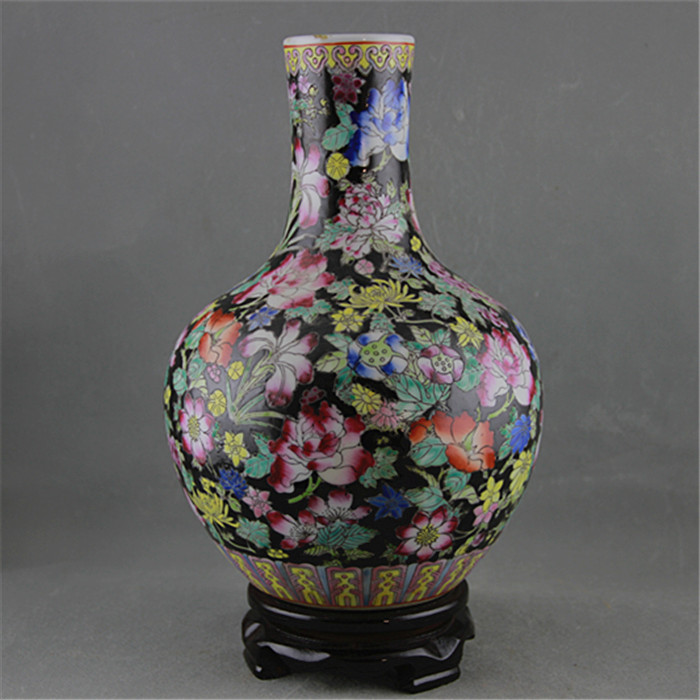 Chinese retro handmade heavy famille rose porcelain ceramic black vases for retail