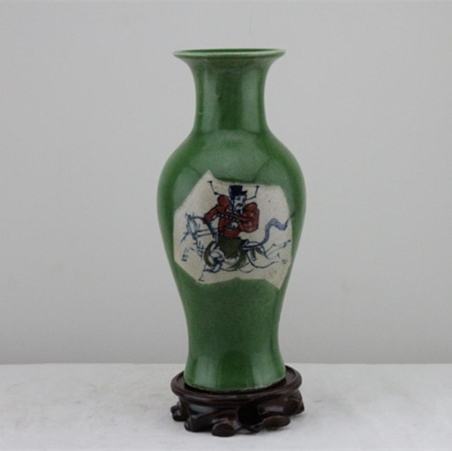 Jingdezhen antique hand painted green glazed porcelain crack vase for collection