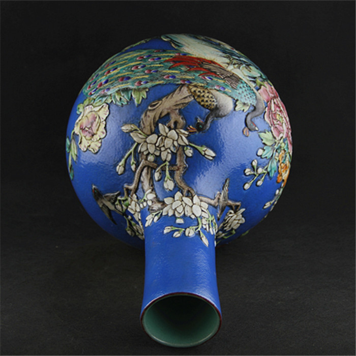 Jingdezhen antique famille rose porcelain carved ceramic blue vase for collection