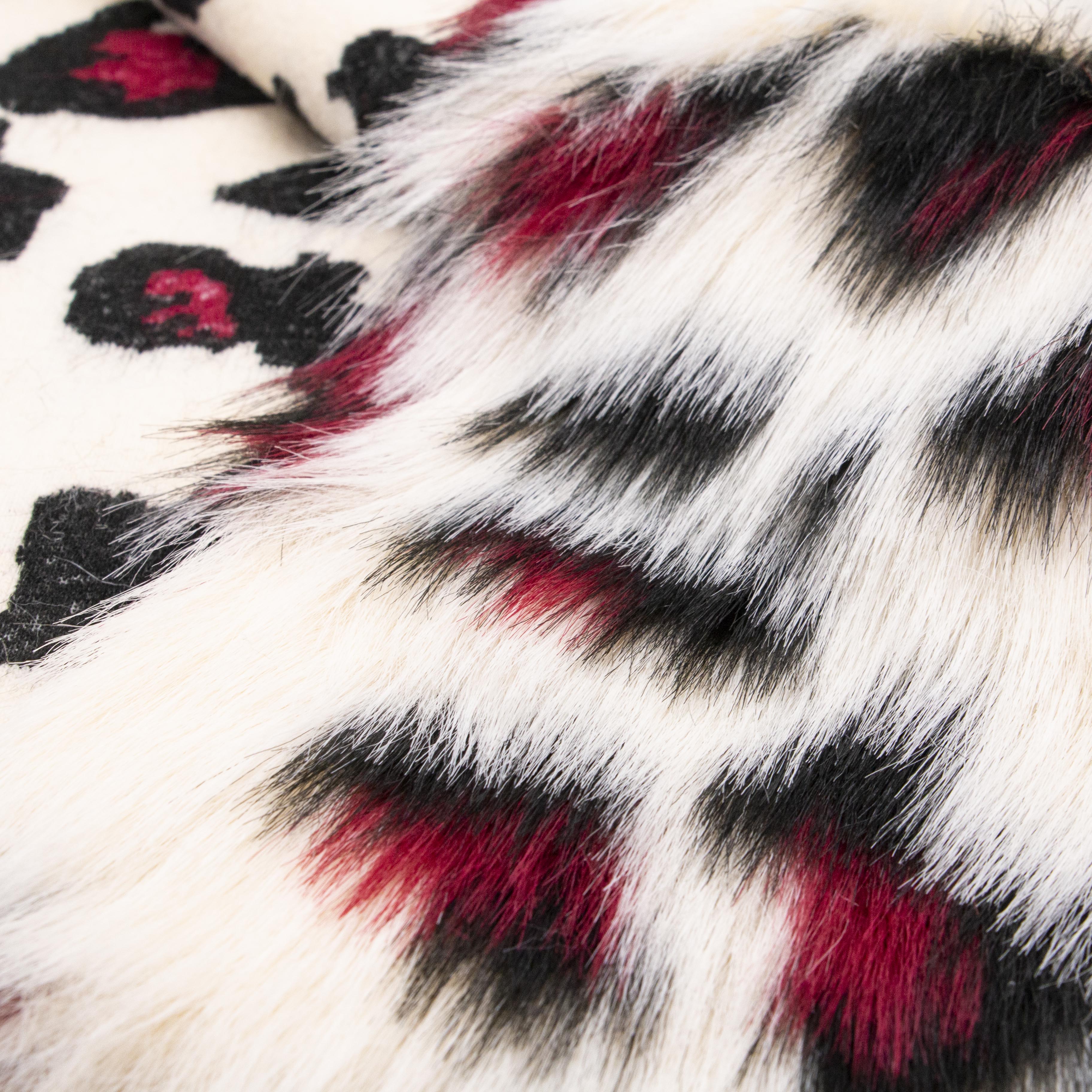 40MM Soft Faux Fur Fabric for garment Home Textile Long Pile faux fur fabric Artificial