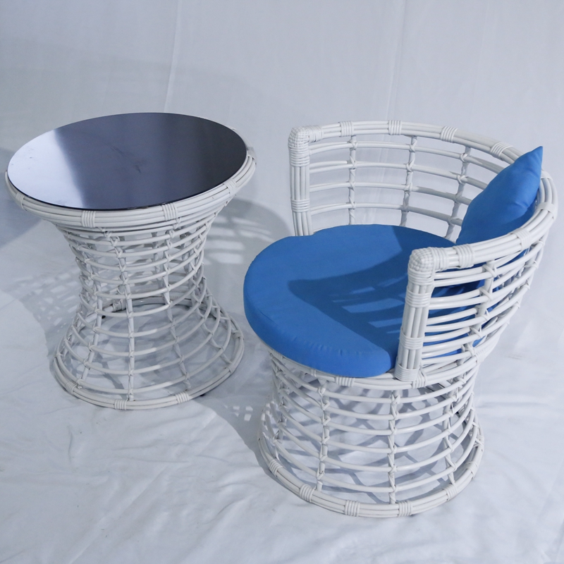 White colored balcony table and chair outdoor rattan patio table chairs