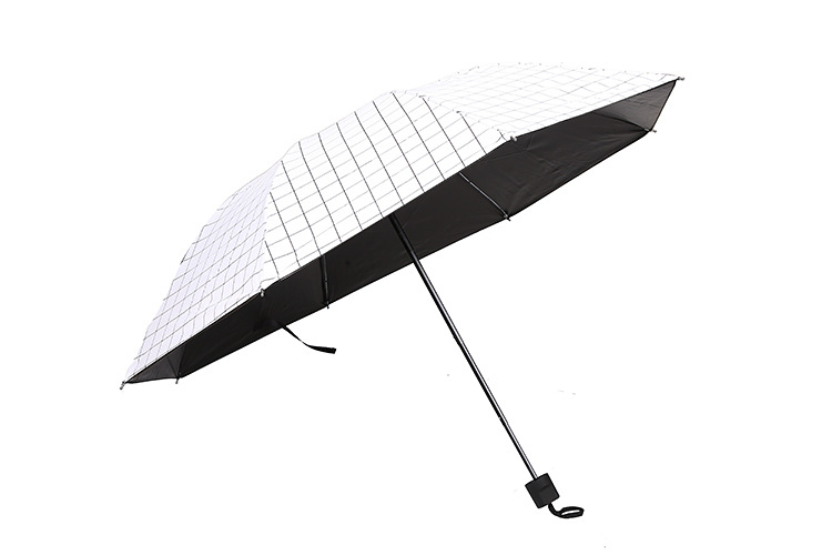 Korean Creative Stripe Black Rubber Umbrella Small Fresh Lovers Black and White Plaid women's Umbrella Solar Umbrella wholesale