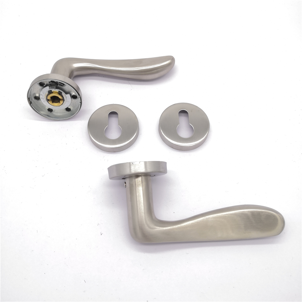 High quality Cast metal  lever door handle