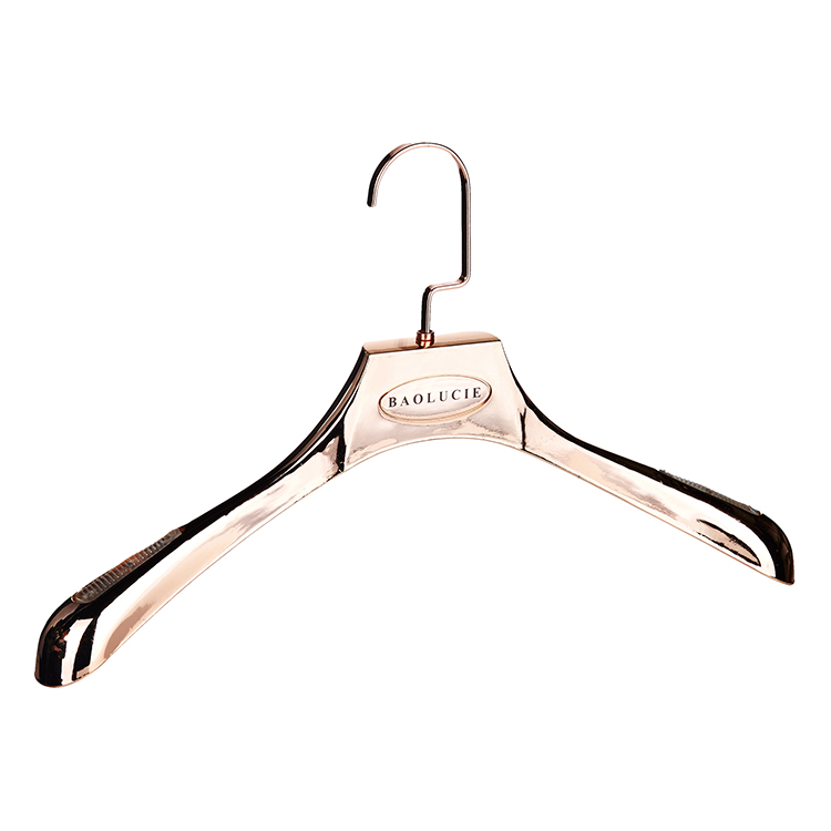 Chinese factory plastic dress hanger design clip clothes