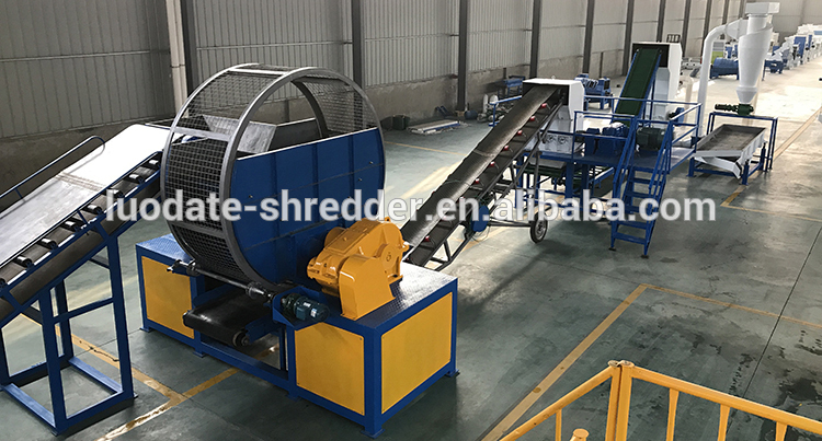 Automatic used waste recycling rubber shredder machine