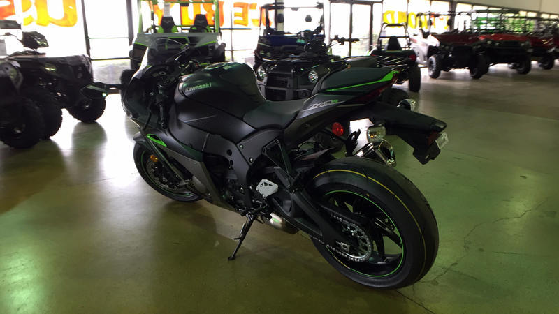 2018  USED/ SECOND HANDED Kawasaki Ninja ZX-10R SE Motorcycles at affordable prices