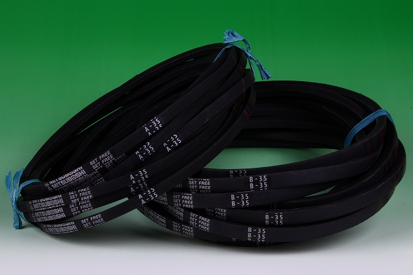 Mitsuboshi Belting heat resistant wedge and V-belts for industrial use. Made in Japan (machine belt)
