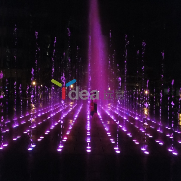 City Central Plaza Walk-in Water Jet Dry Land Floor Fountain