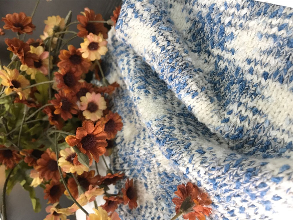 Wholesale 1/3.7NM 60/40 cotton polyester dyed spun hand knitwear woolen blend yarn