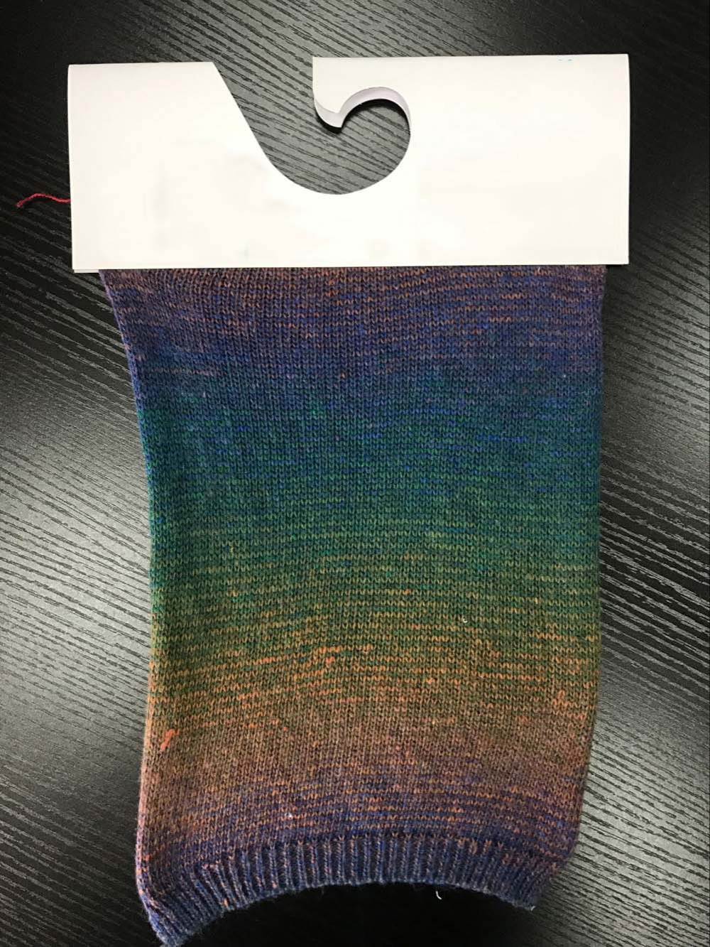 High Bulk Colored Anti-pilling 1/15 NM 100% Acrylic Woolen Hand Knitting Tapered Yarn for sweater