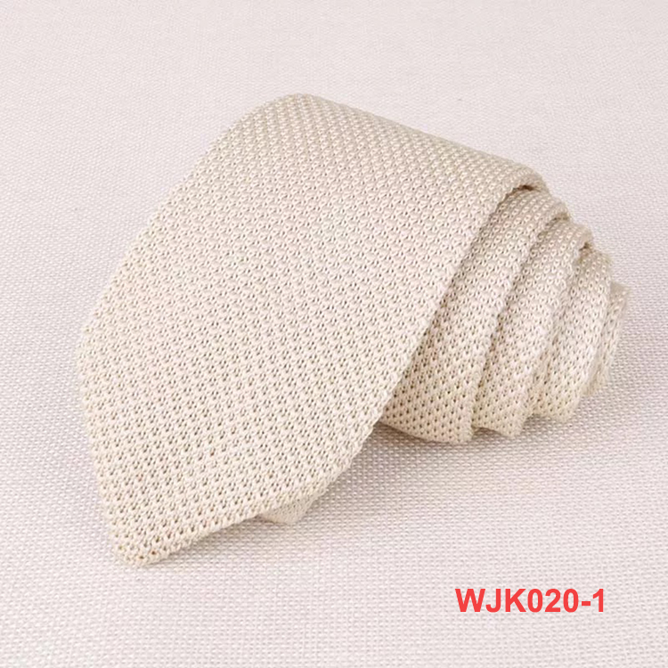 Various Color 100% Polyester Fashion Plain Knitted Mens Neck Ties