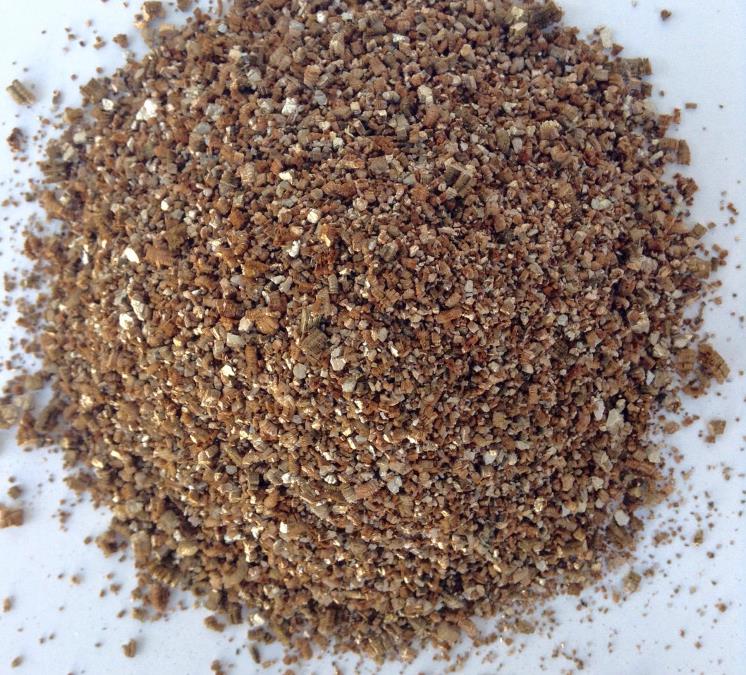 Golden vermiculite