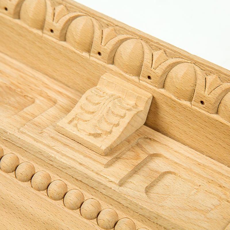 Chinese style solid wood mouldings hollows out solid wood adornment mouldings make to order