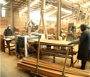 Solid wood wood decorative resin furniture moulding