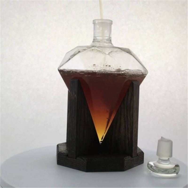 1000ml diamond liquor whisky glass bottle with wood base